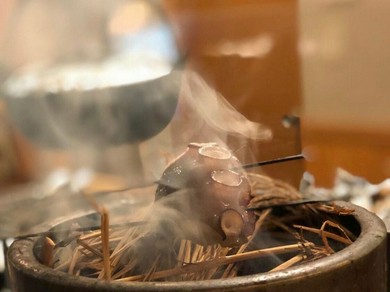 落ち着いた空間で臨場感のある外食体験を