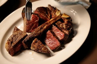 ポーターハウスステーキ（骨付き）800g