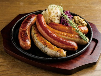 特製ドイツソーセージ５種盛り Five Sausage Platter