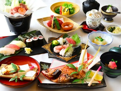 お祝い会席「4,000円」様々なお祝い事におすすめ。