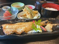 ・和のおばんざい二種盛り・季節のおまかせ料理・お刺身盛合せ・旬の焼き魚・海老と野菜の天ぷら・茶碗蒸し・デザート