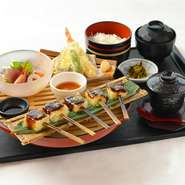 豆冨の田楽、刺身盛り、茶碗蒸し、海老と野菜の天ぷら、ご飯、赤だし、漬物