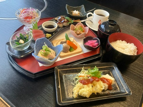 旬彩ランチ「1,518円/税込」女性にうれしいランチメニューです