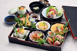 法事・慶事の御弁当【箱御膳会席】3,740円/税込