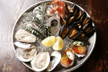 FISH HOUSE OYSTER BAR 惠比寿东口店