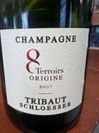 トリボー ブリュット オリジン
爽やかな柑橘系と樽の香りがバランスよく、フルーティーで調和のとれたシャンパーニュ。是非、生牡蠣とご一緒に!