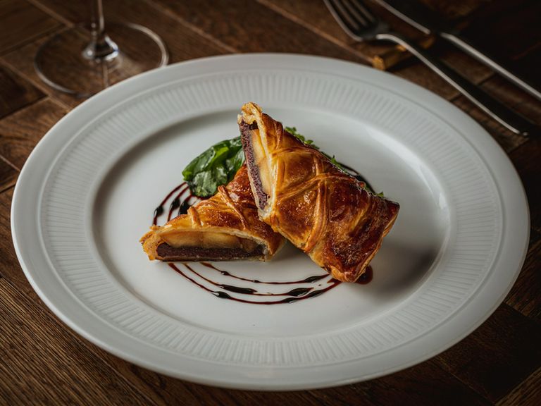 【Tiroirのスペシャリテ】ブーダンノワールのアップルパイ