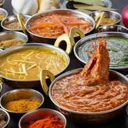 外でゆっくりと料理を楽しむのが難しい状況を受けてテイクアウトの販売を開始しています。自宅でご飯をつくるのも億劫になってきたあなたに、テイクアウトして、家でおいしい料理を楽しんでみてはいかがでしょうか。