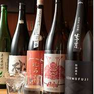 焼酎・日本酒も種類豊富に取り揃えております。ぜひご堪能ください！ご友人との会話も弾みます★