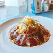 塩竈市場から仕入れた新鮮なマグロを軽く炙り焼きして、パスタに添えました。
（コースは＋￥400）
生麺をお選びください。
生麺スパゲティ
生麺リングイーネ
生麺フェットチーネ
