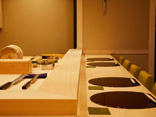 店内カウンターイメージ