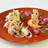 目の前で採れた相模湾の地魚を使って作り上げたお刺身風サラダ仕立てです。