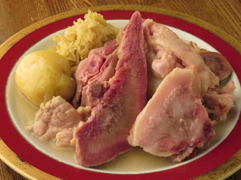 アットホームで温かみのある店内