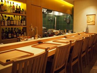 割烹・荞麦面 波与风