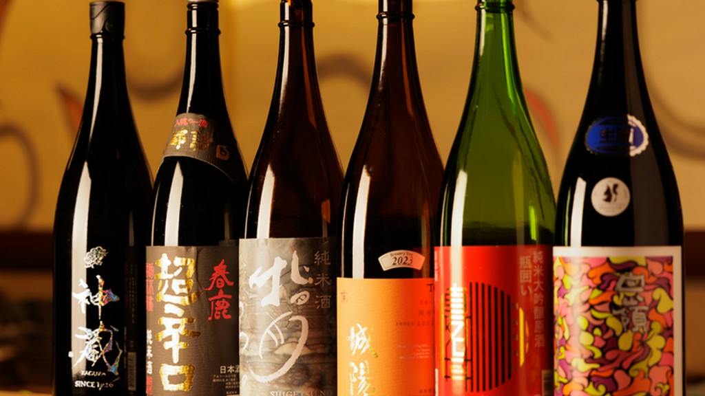 京都伏見の地酒を中心に、全国の地酒を取り揃え