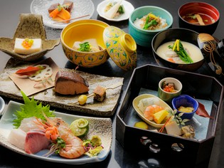 四季の味覚が、料理に自然の息吹を伝える