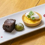 エルヴェシェフ特製レモンチーズタルト