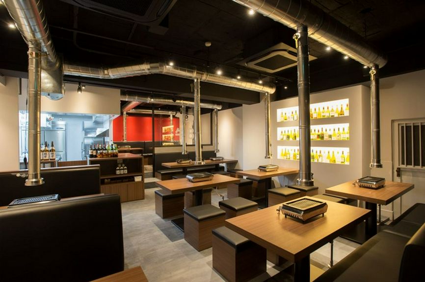 1時間に1度アルコール消毒や店内の換気他を徹底し行っております