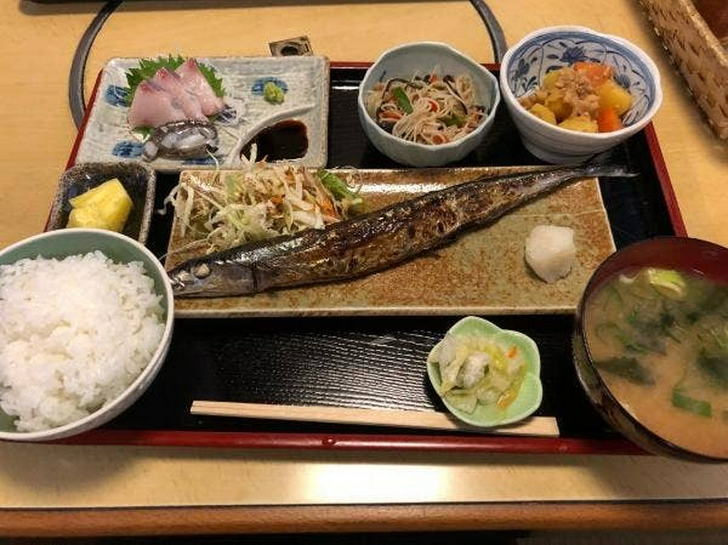 生サンマ塩焼き 