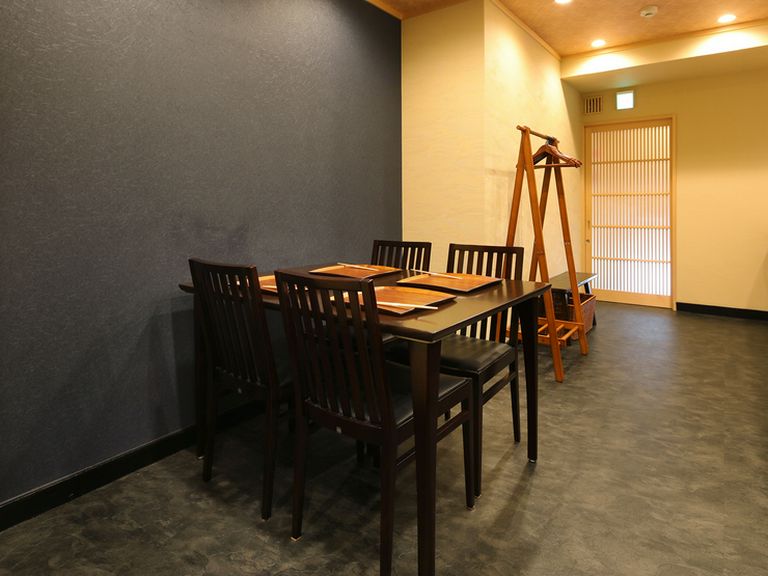 やさしい照明の灯りが、穏やかな気持ちにさせてくれる