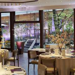 優雅なバンケットルームがあり、大勢での宴会＆パーティーが叶う