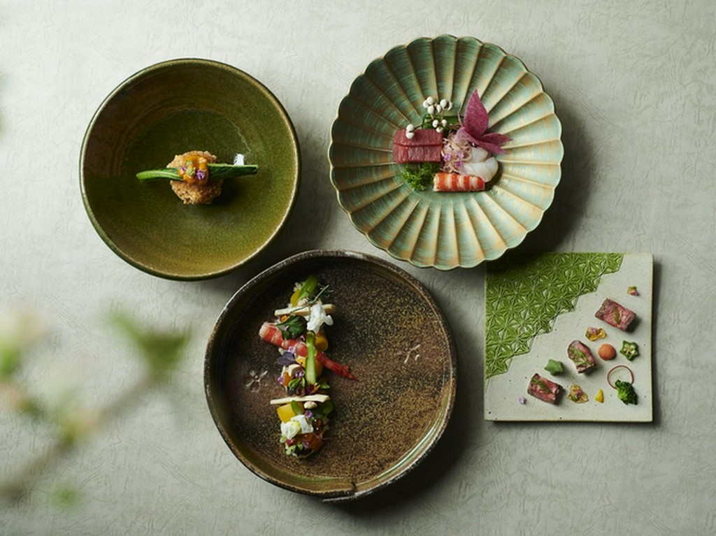 四季折々の北海道の山海の幸が集い、希少価値が高い食材も豊富