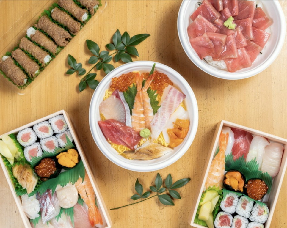 テイクアウトおこなっております。