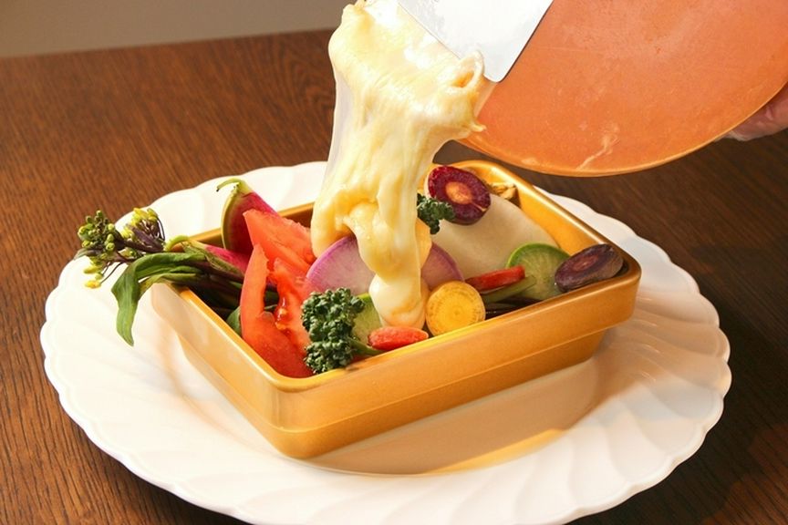 有機野菜の十勝ラクレット掛け