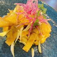 濃厚な蟹みそとモチモチ生パスタの相性が抜群！
