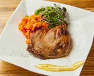 低温スパイシーオイル煮☆
凝縮されたホロホロお肉をぜひワインと♪