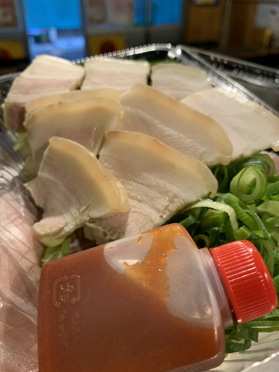 大人気の自家製蒸し豚