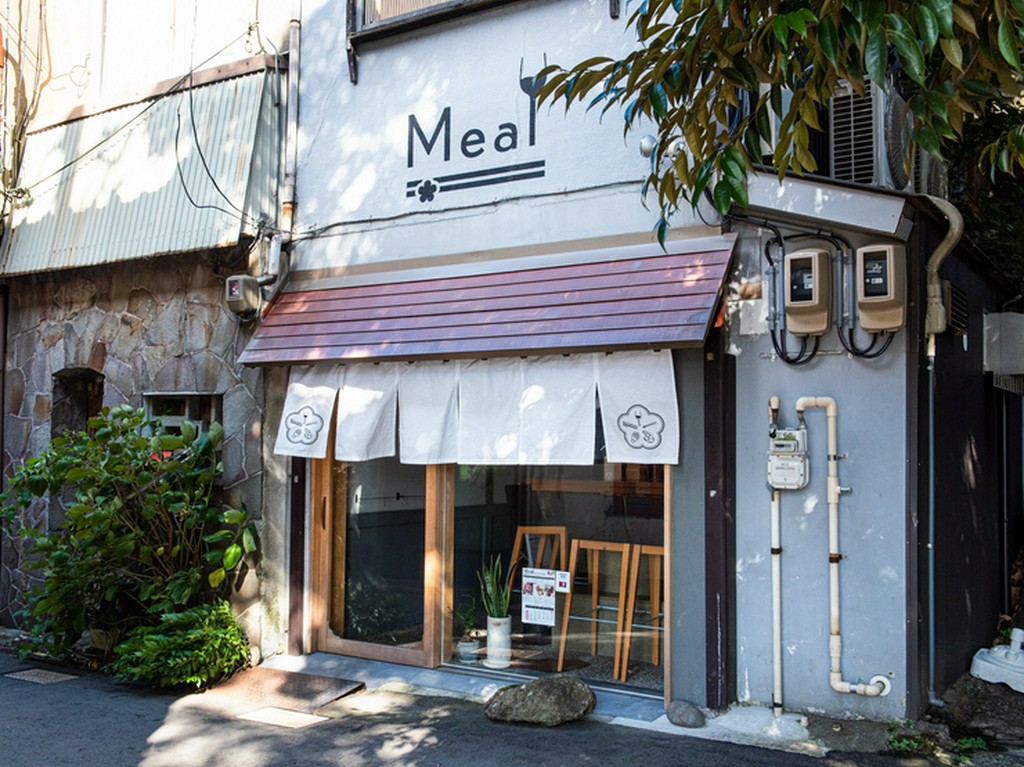 古さを活かした中に新しさを取り入れた、築100年の建物