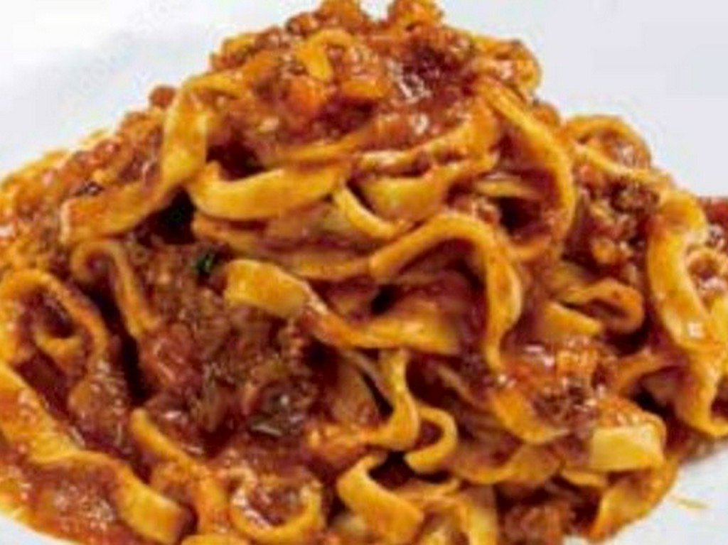 国産牛と神戸ポークのボロネーゼ　タリアテッレ