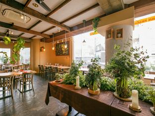 Kobe Italian & Wine Clade