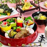 ・旬菜
・造里
・サラダ
・煮物
・天婦羅
・焼物
・蒸し物
・飯物
・留椀
・デザート
※季節、仕入れによってメニュー内容が変わります。