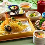 ◎天ぷら9品
◎お造り2種
◎茶碗蒸し
◎小鉢
◎ご飯、香の物、赤だし