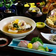 月◎季節の点心
火◎手毬寿司と天ぷら、冷やしそば
木◎秋鮭のホイル焼きとお造り、天ぷら
金◎鯛と木の子のメレンゲ蒸し、お造り､天ぷら､栗ご飯
土◎お寿司盛合せと天ぷら、素麺
日◎穴子重とお造り二種、天ぷら