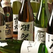 清らかな水に恵まれた山口は”日本酒の宝庫”、県内のいたるところに昔ながらの酒蔵が点在しています。その中から、選りすぐりの地酒を集め、地元料理と共にお届けします。