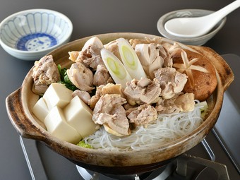 鳥の水炊き鍋（コラーゲン鍋）