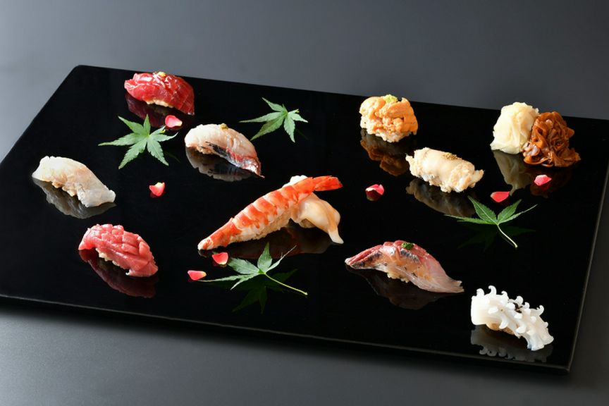 秘伝の赤酢を配合したシャリと厳選されたネタで握る江戸前寿司『寿司10貫』