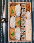 煮穴子の黒いなり3個、車海老と子持ち昆布の白いなりが3個
かんぴょう巻き、玉子焼き