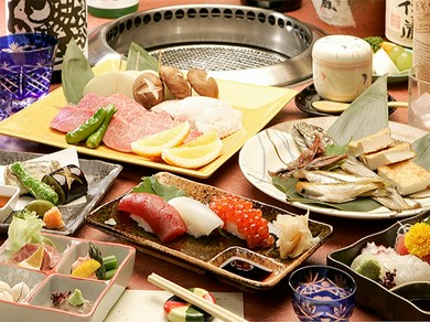 落ち着いた空間の店内には最大40名様までご利用いただける大広間