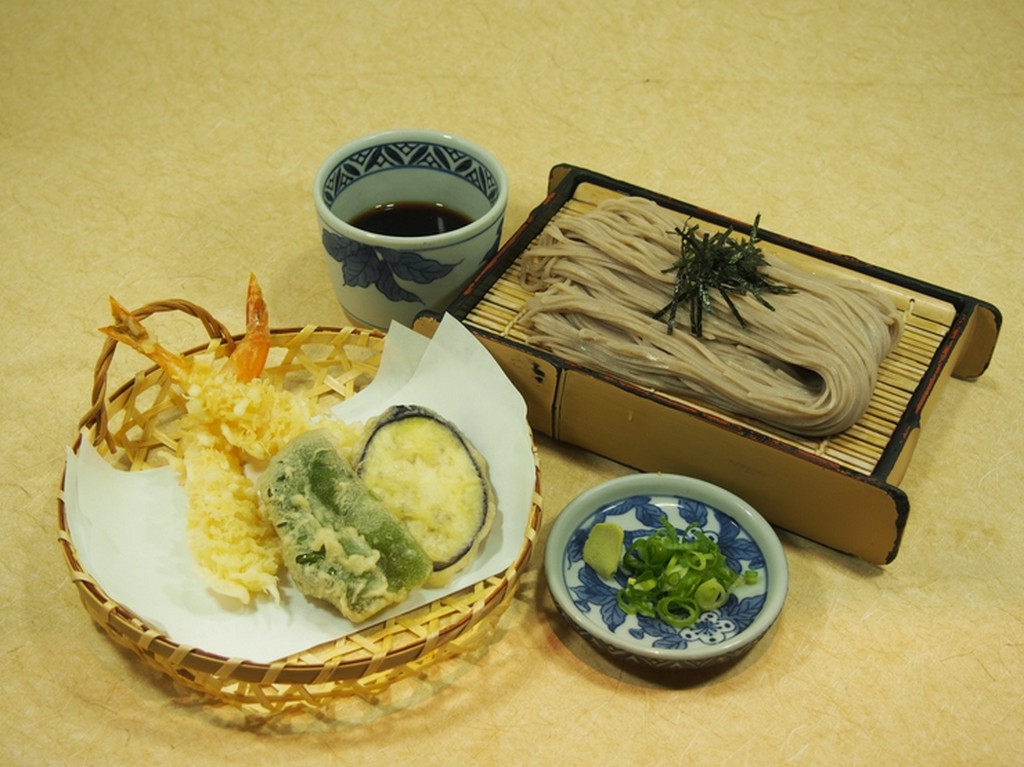 天ぷらざるそば