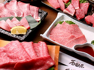 精肉卸直営の品揃えとバツグンの鮮度が魅力