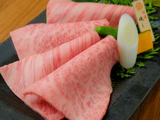 肩ロースの中でも最もおいしい部分を使用『特選　焼きしゃぶ』