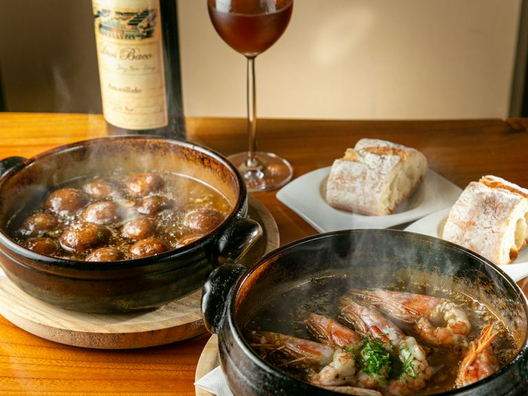 焼きたてパンと楽しみたいアヒージョ