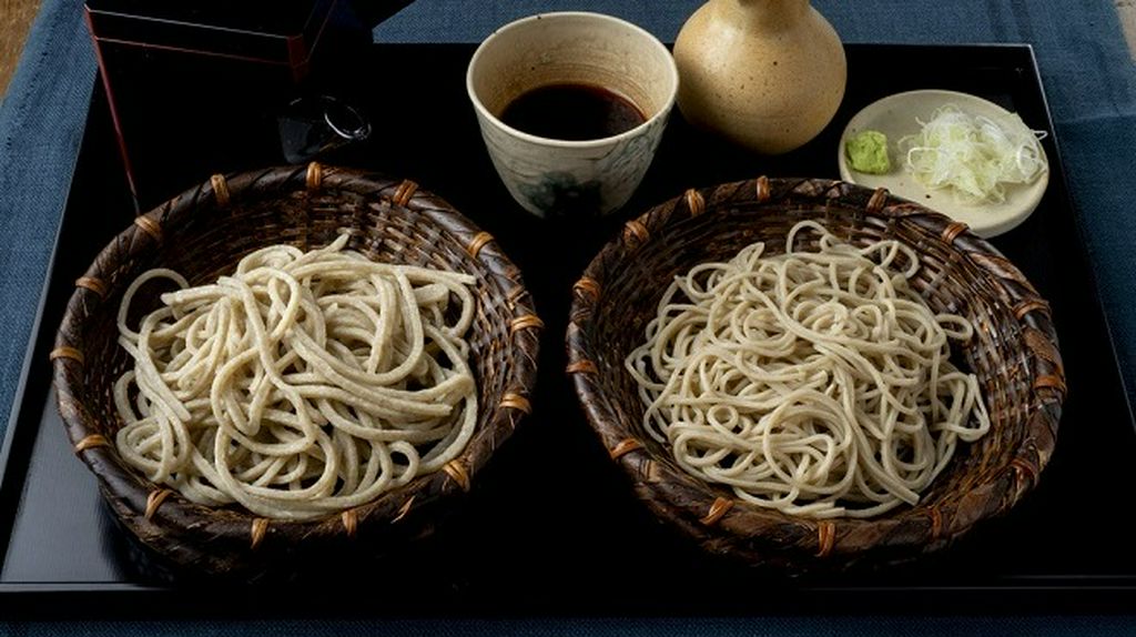 もりと粗挽きの二種盛りせいろ