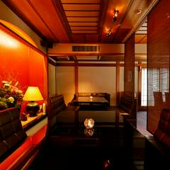 赤坂のお寺の境内に静かに佇む“一軒家レストラン”