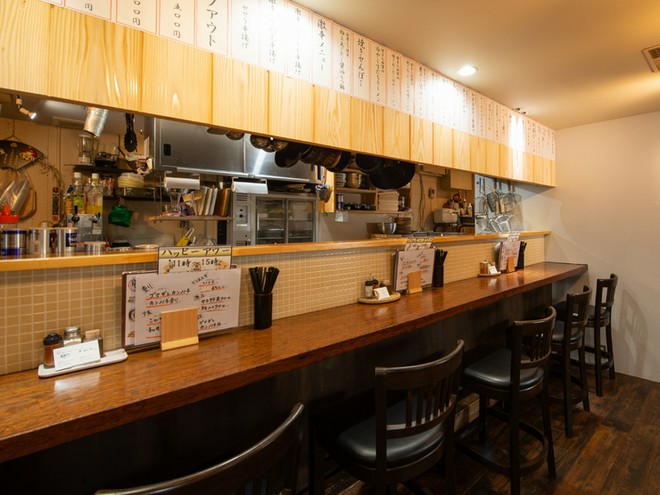 カウンター席がある