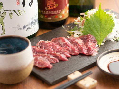 「木稲畜産」の新鮮な馬刺し